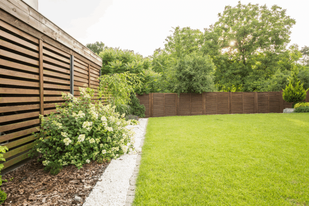 Entretiende jardin à Charbonnières-les-Bains